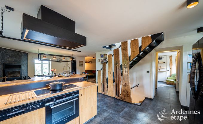 Ruime cottage in Durbuy (Heyd) voor 14 personen met 5 slaapkamers, 5 badkamers, sauna en tuin