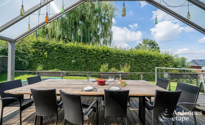 Ruime cottage in Durbuy (Heyd) voor 14 personen met 5 slaapkamers, 5 badkamers, sauna en tuin