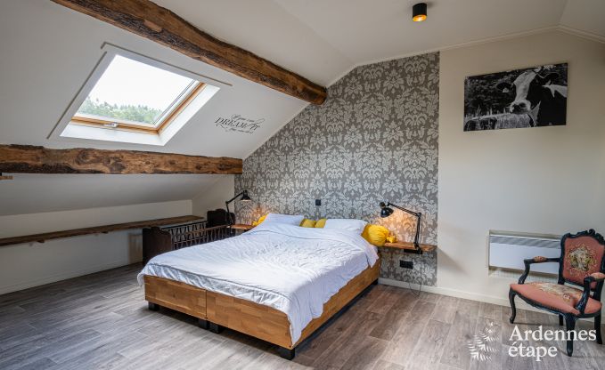 Ruime cottage in Durbuy (Heyd) voor 14 personen met 5 slaapkamers, 5 badkamers, sauna en tuin