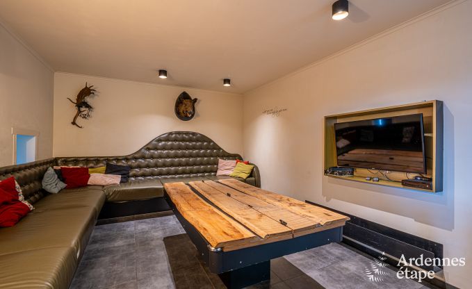 Ruime cottage in Durbuy (Heyd) voor 14 personen met 5 slaapkamers, 5 badkamers, sauna en tuin