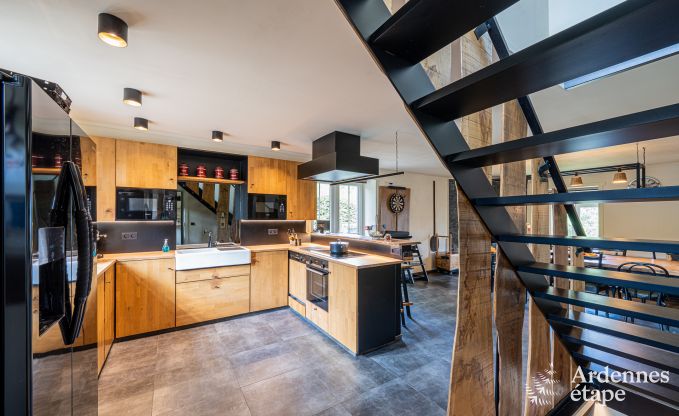 Ruime cottage in Durbuy (Heyd) voor 14 personen met 5 slaapkamers, 5 badkamers, sauna en tuin