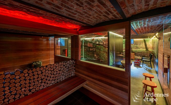 Ruime cottage in Durbuy (Heyd) voor 14 personen met 5 slaapkamers, 5 badkamers, sauna en tuin