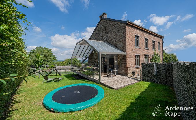 Ruime cottage in Durbuy (Heyd) voor 14 personen met 5 slaapkamers, 5 badkamers, sauna en tuin