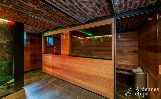 Ruime cottage in Durbuy (Heyd) voor 14 personen met 5 slaapkamers, 5 badkamers, sauna en tuin