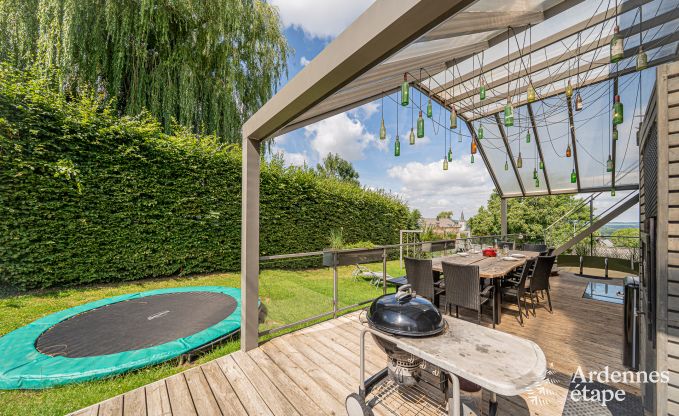 Ruime cottage in Durbuy (Heyd) voor 14 personen met 5 slaapkamers, 5 badkamers, sauna en tuin