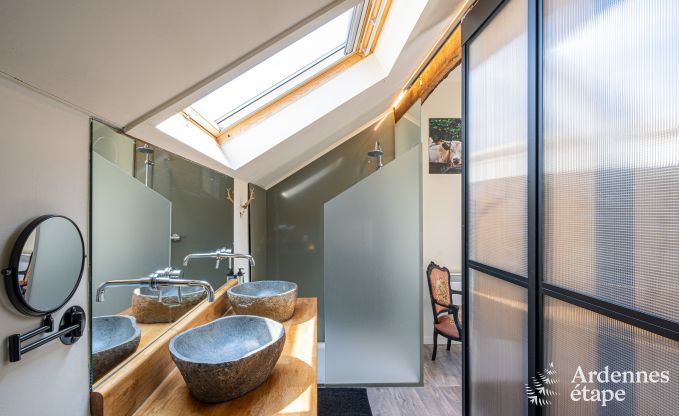 Ruime cottage in Durbuy (Heyd) voor 14 personen met 5 slaapkamers, 5 badkamers, sauna en tuin