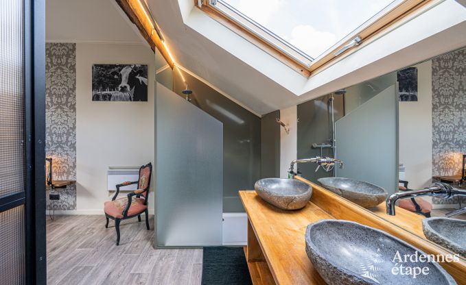 Ruime cottage in Durbuy (Heyd) voor 14 personen met 5 slaapkamers, 5 badkamers, sauna en tuin