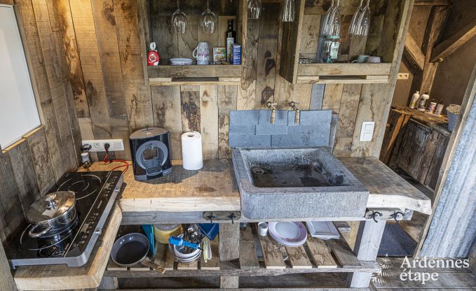 Uniek verblijf voor 2 personen in Durbuy met houtpelletkachel, barbecue en priv�tuin