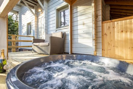 Charmante chalet met jacuzzi voor 6 personen in Durbuy (Ardennen)