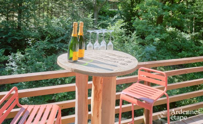 Ruime chalet voor 8 personen met sauna in de bossen rond Durbuy