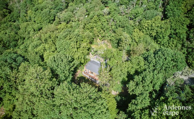 Ruime chalet voor 8 personen met sauna in de bossen rond Durbuy