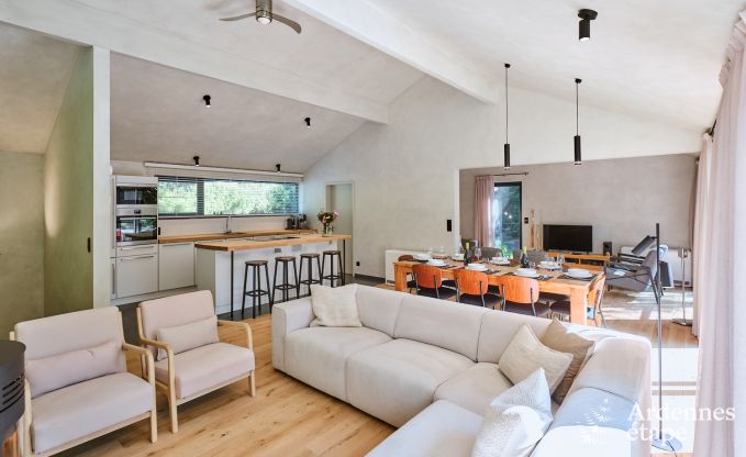Ruime chalet voor 8 personen met sauna in de bossen rond Durbuy