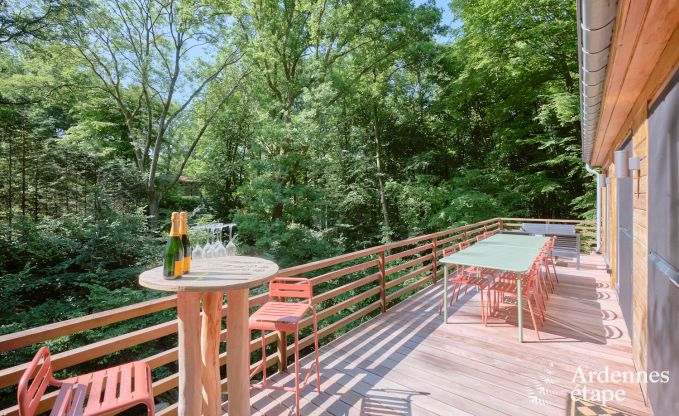 Ruime chalet voor 8 personen met sauna in de bossen rond Durbuy