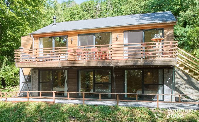 Ruime chalet voor 8 personen met sauna in de bossen rond Durbuy