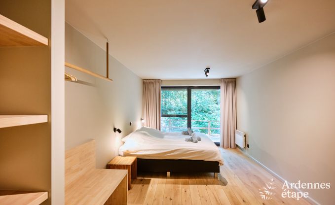 Ruime chalet voor 8 personen met sauna in de bossen rond Durbuy