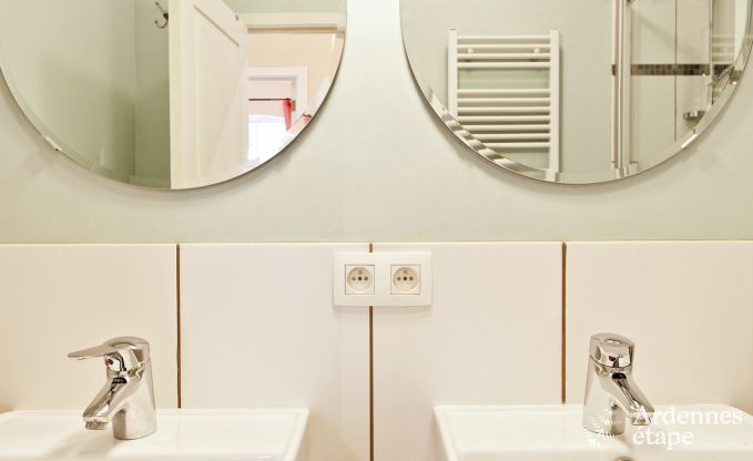 Kasteel in Durbuy voor 9 personen in de Ardennen