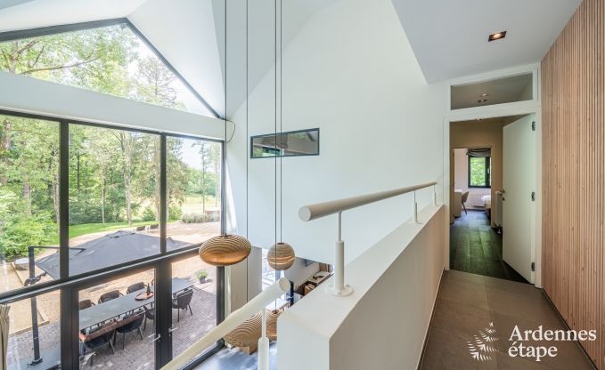 Ruime villa voor 8 personen in Durbuy met sauna, hottub en priv�tuin