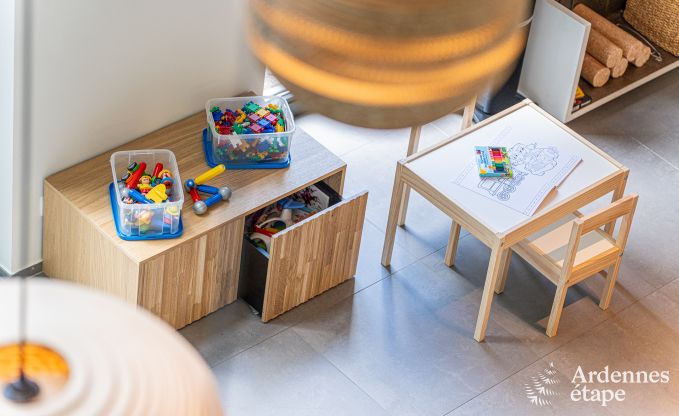 Ruime villa voor 8 personen in Durbuy met sauna, hottub en priv�tuin