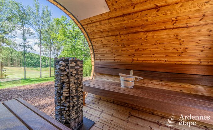Ruime villa voor 8 personen in Durbuy met sauna, hottub en priv�tuin