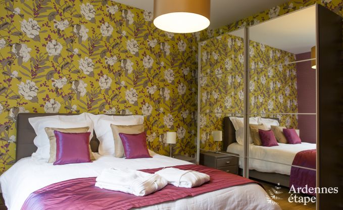 Luxueuze villa in Durbuy voor 15 personen met binnen- en buitenzwembad ineen, een jacuzzi en een sauna: pure ontspanning.