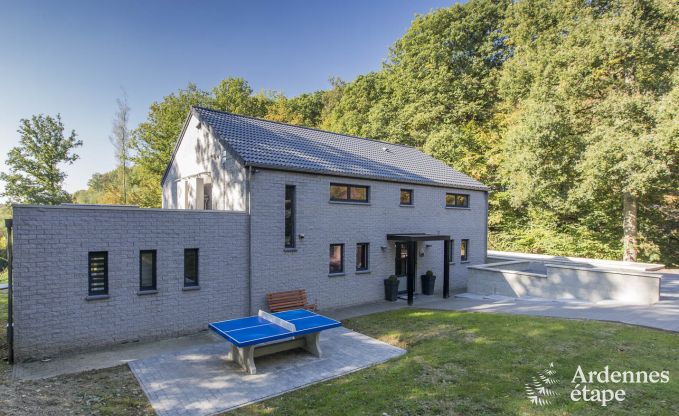 Luxe villa in Durbuy voor 9 personen met binnenzwembad en hammam in de Ardennen