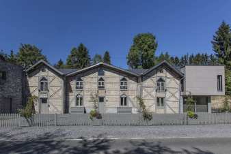 Eigentijds vakantiehuis in Durbuy voor comfortabele vakantie in groep