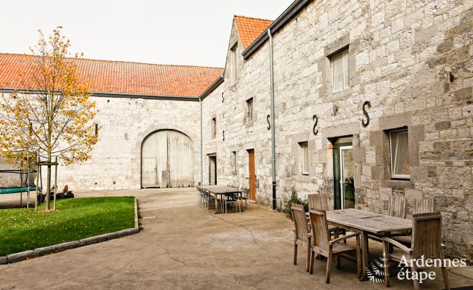 Ruim vakantiehuis in Durbuy: 26 personen, 9 kamers, hart van de Ardennen