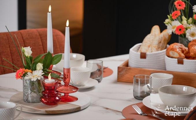 Vakantiewoning met jacuzzi en modern interieur in Durbuy, ideaal voor 2 koppels of familie van 4