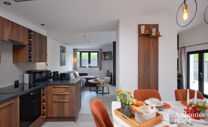 Vakantiewoning met jacuzzi en modern interieur in Durbuy, ideaal voor 2 koppels of familie van 4