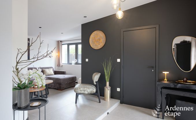 Vakantiewoning met jacuzzi en modern interieur in Durbuy, ideaal voor 2 koppels of familie van 4