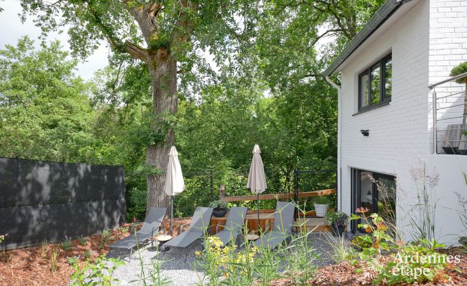 Vakantiewoning met jacuzzi en modern interieur in Durbuy, ideaal voor 2 koppels of familie van 4