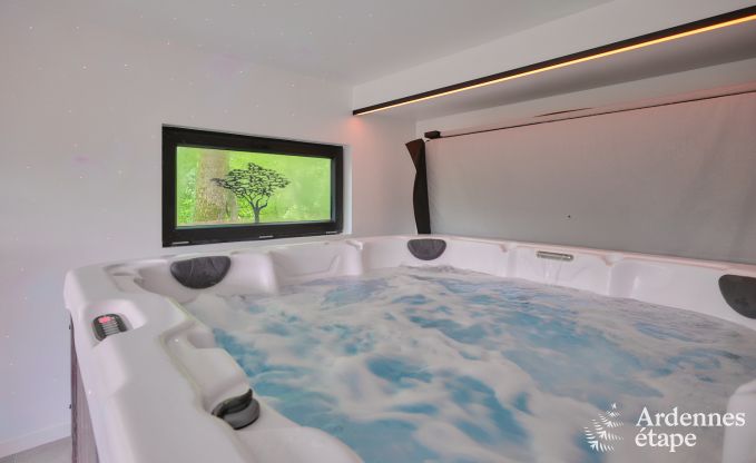 Vakantiewoning met jacuzzi en modern interieur in Durbuy, ideaal voor 2 koppels of familie van 4