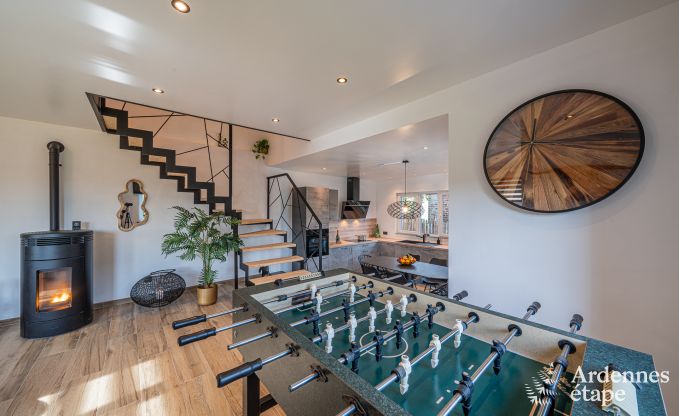 Vakantiewoning in Durbuy voor 5 personen met 3 slaapkamers, houtpelletkachel, outdoor jacuzzi, priv�terras en speeltoestellen