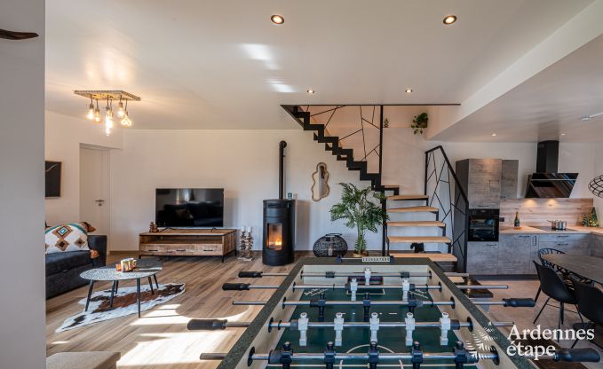 Vakantiewoning in Durbuy voor 5 personen met 3 slaapkamers, houtpelletkachel, outdoor jacuzzi, priv�terras en speeltoestellen