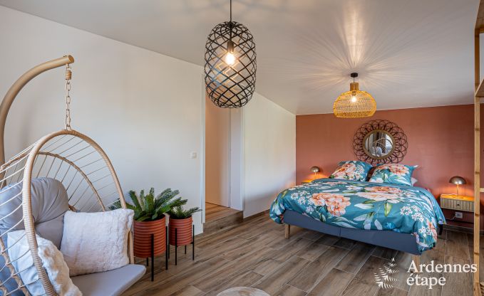 Vakantiewoning in Durbuy voor 5 personen met 3 slaapkamers, houtpelletkachel, outdoor jacuzzi, priv�terras en speeltoestellen