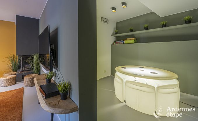 Onvergetelijk verblijf in Durbuy: Ruim vakantiehuis voor 18 personen met luxe voorzieningen in het hart van de Ardennen