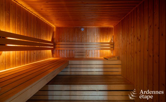 Chalet in Durbuy voor 12 personen met jacuzzi, sauna, houtkachel en zwembad