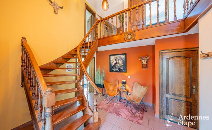 Chalet in Durbuy voor 12 personen met jacuzzi, sauna, houtkachel en zwembad