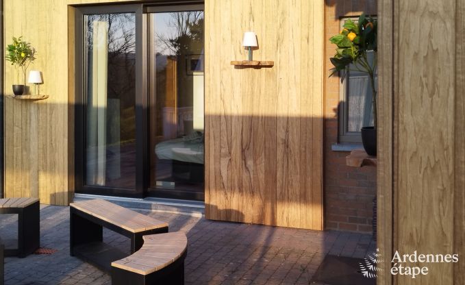 Chalet in Durbuy voor 12 personen met jacuzzi, sauna, houtkachel en zwembad