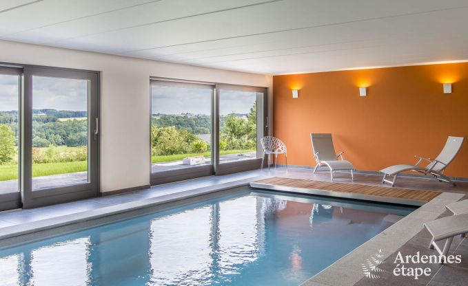 Luxe vakantiehuis met binnenzwembad voor 11 personen in Durbuy