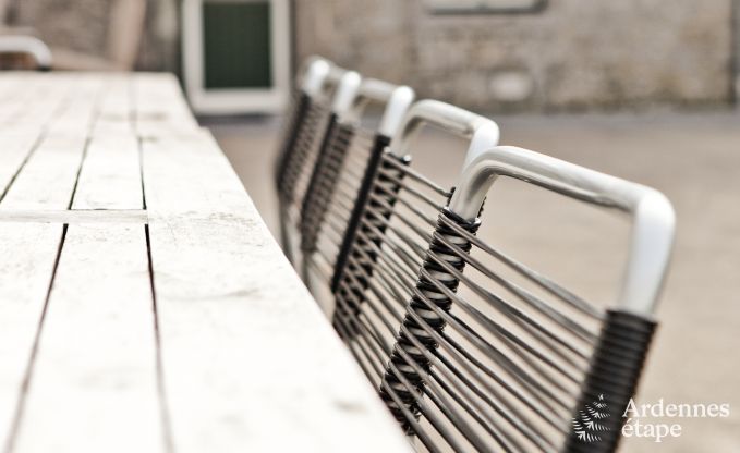 Vakantiehuis in Durbuy: 32 personen, 12 kamers, priv�tuin, hart van de Belgische Ardennen