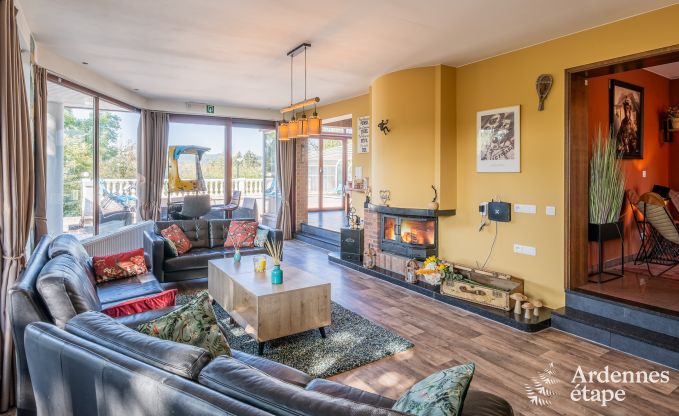 Chalet in Durbuy voor 12 personen met jacuzzi, sauna, houtkachel en zwembad