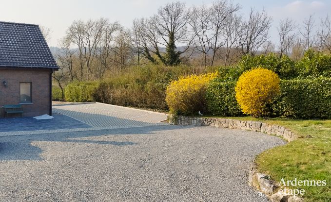 Chalet in Durbuy voor 12 personen met jacuzzi, sauna, houtkachel en zwembad