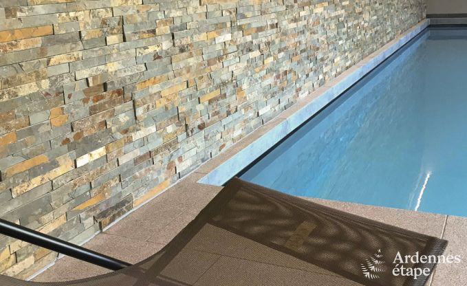 Kasteel in Erez�e voor 12/15 personen in de Ardennen