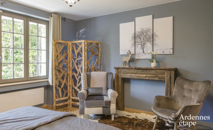 Kasteel in Erez�e voor 12/15 personen in de Ardennen