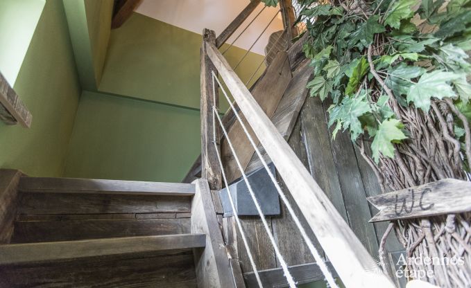 Kasteel in Erez�e voor 12/15 personen in de Ardennen