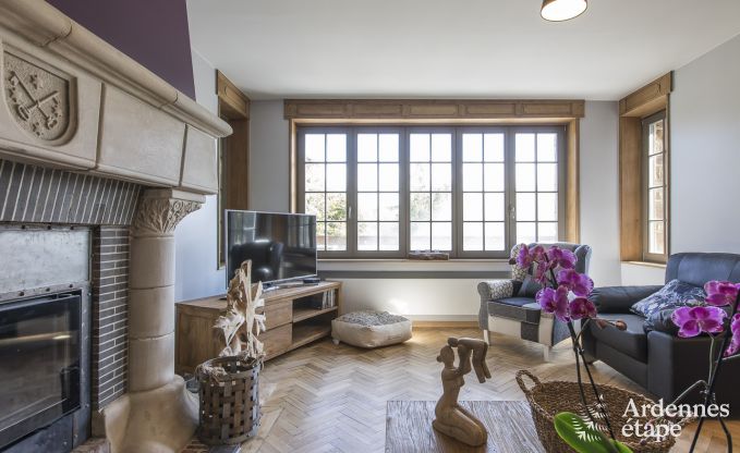 Kasteel in Erez�e voor 12/15 personen in de Ardennen