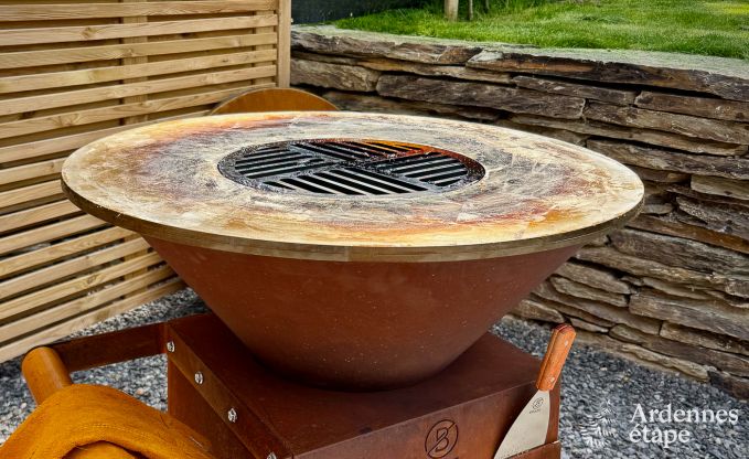 Vakantiehuis in Erez�e voor 4 personen met priv�tuin, terras en priv�bioscoop