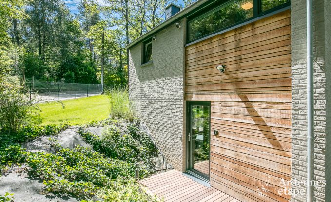 Vrijstaande vakantiewoning in reze voor 4 personen met privtuin, buitensauna en speeltoestellen