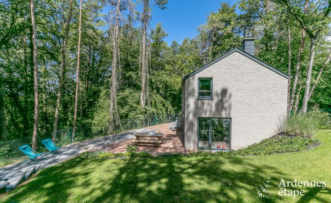 Vrijstaande vakantiewoning in reze voor 4 personen met privtuin, buitensauna en speeltoestellen